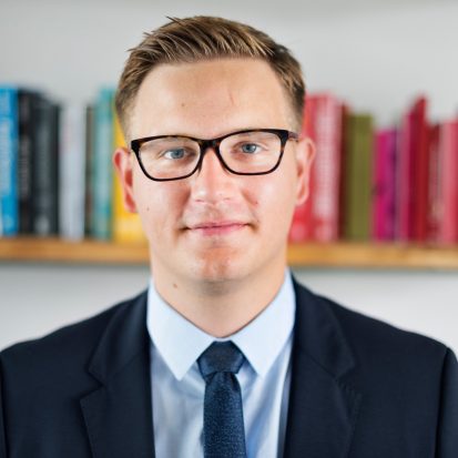 smart-looking-teacher (1) (1) (1)